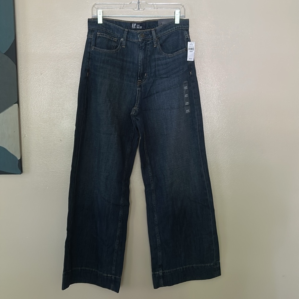 NWT GAP Women’s high rise wide leg jeans size 8/29 Regular
